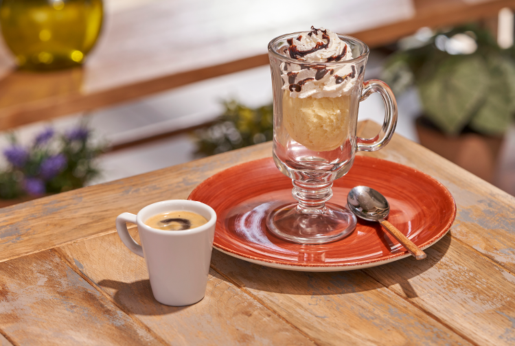 CAFFÈ AFFOGATO