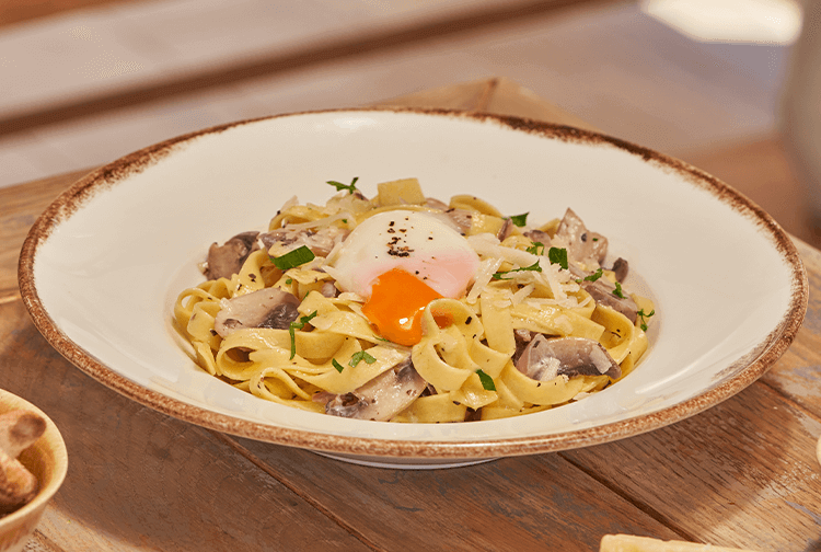 FETTUCCINE TARTUFO E UOVO